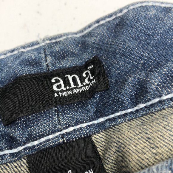 LIKE NEW A.N.A. MODERN FIT STRAIGHT JEANS 14/32x32 ⭐ - Picture 2 of 11